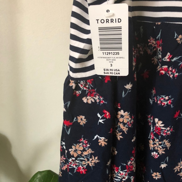 NWT Striped and Floral Babydoll Tank Top - Picture 6 of 6